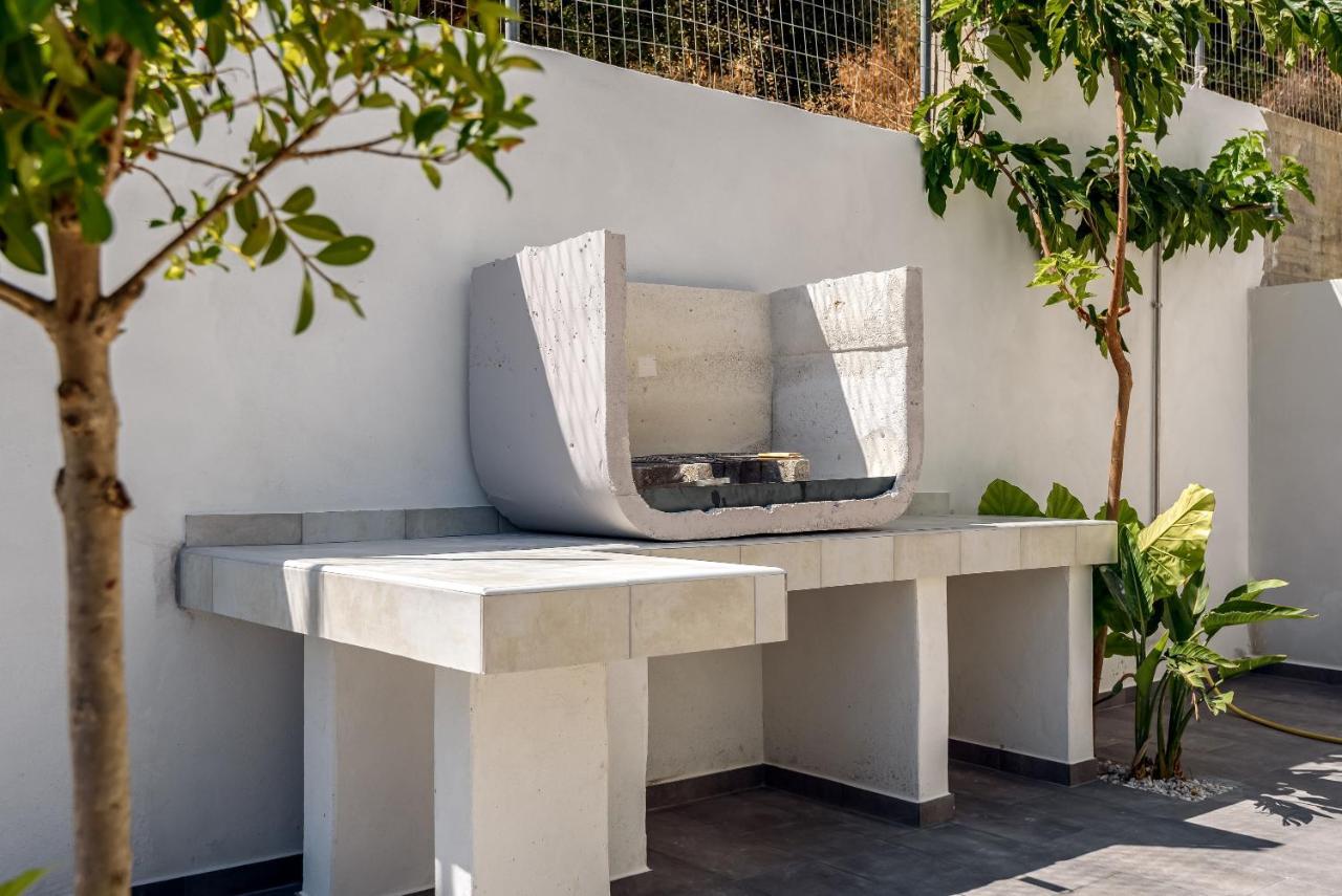 Villa Vasiliki 斯塔罗斯 外观 照片