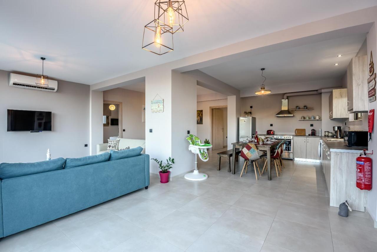 Villa Vasiliki 斯塔罗斯 外观 照片
